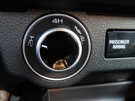 Isuzu D-Max V-Cross Double Cab 4x4 A/T (foto 33)