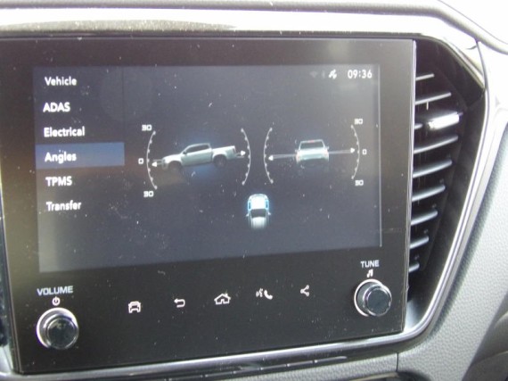 Isuzu D-Max V-Cross Double Cab 4x4 A/T (foto 24)