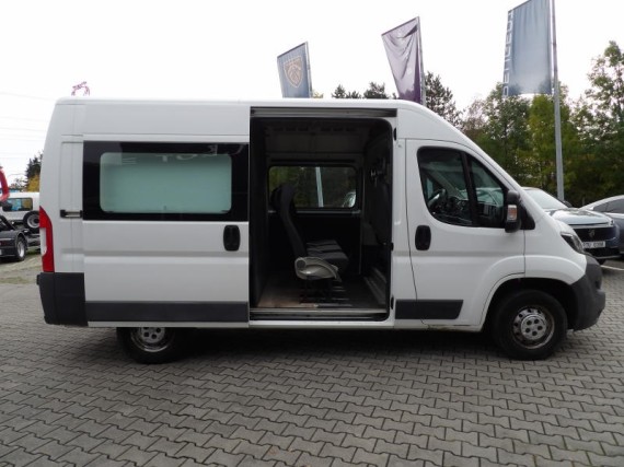 Peugeot Boxer L2H2, 2,0 130k 6 míst (foto 15)