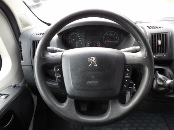 Peugeot Boxer L2H2, 2,0 130k 6 míst (foto 18)