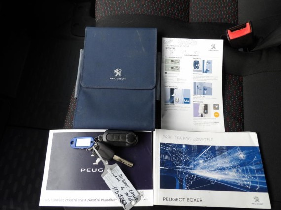 Peugeot Boxer L2H2, 2,0 130k 6 míst (foto 28)