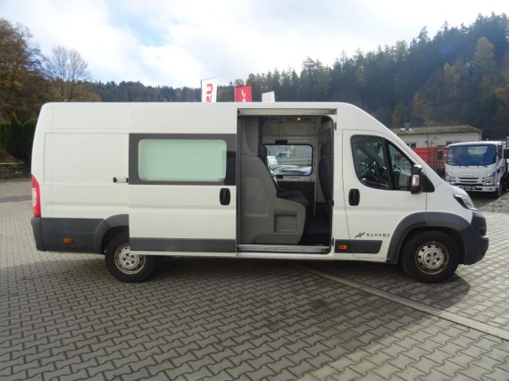 Peugeot Boxer L4H2 7 míst 2,0 BlueHDi 160k (foto 12) Peugeot Boxer L4H2 7 míst 2,0 BlueHDi 160k (foto 12)