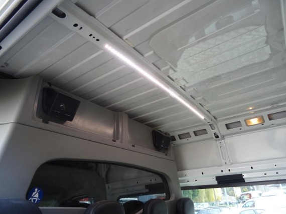 Peugeot Boxer L4H2 7 míst 2,0 BlueHDi 160k (foto 14) Peugeot Boxer L4H2 7 míst 2,0 BlueHDi 160k (foto 14)