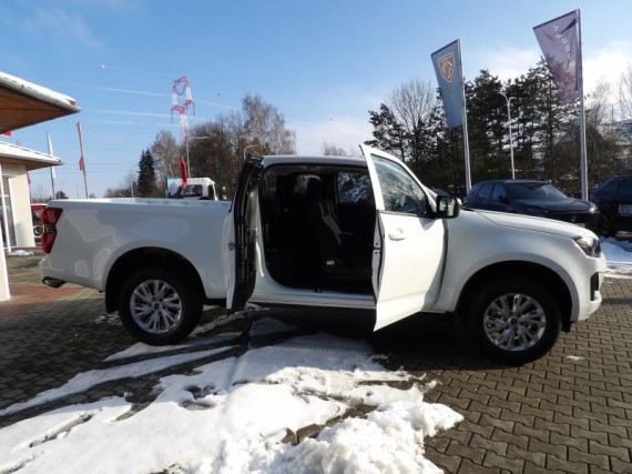 Isuzu D-Max Space Cab LS 4x4 (foto 29)