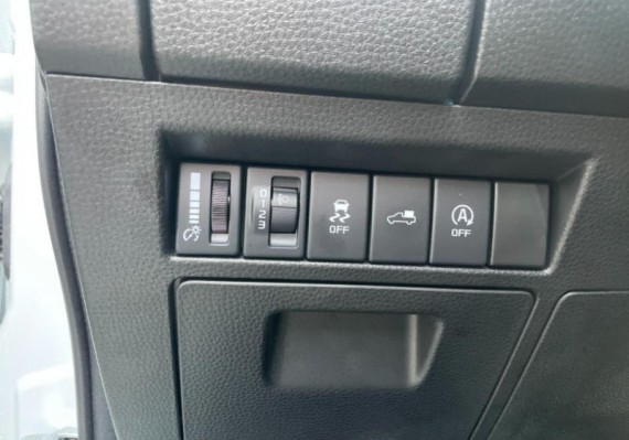 Isuzu D-Max LSE Double Cab 4x4 A/T (foto 1)