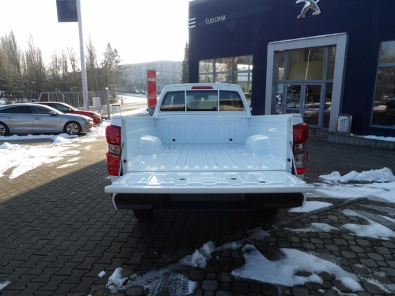 Isuzu D-Max L Single Cab  4x4 A/T (foto 8)