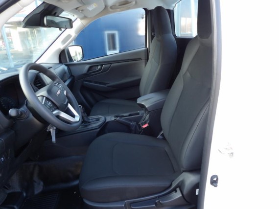 Isuzu D-Max L Single Cab  4x4 A/T (foto 12)