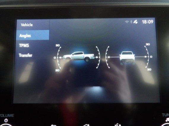 Isuzu D-Max L Single Cab  4x4 A/T (foto 27)