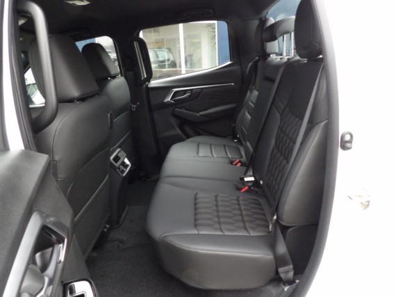 Isuzu D-Max LSE Double Cab 4x4 A/T (foto 11)