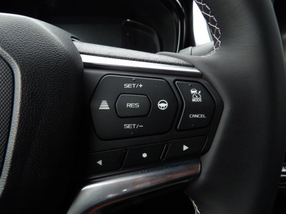 Isuzu D-Max LSE Double Cab 4x4 A/T (foto 23)