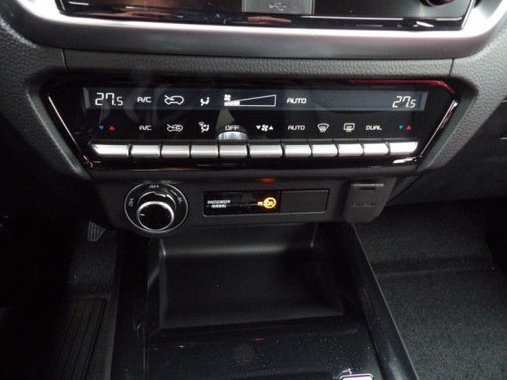 Isuzu D-Max LSE Double Cab 4x4 A/T (foto 15)