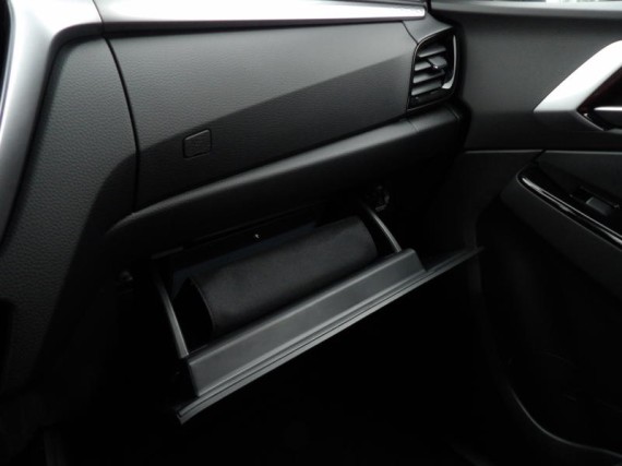 Isuzu D-Max LSE Double Cab 4x4 A/T (foto 28)