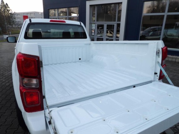 Isuzu D-Max Space Cab LS 4x4 (foto 26)