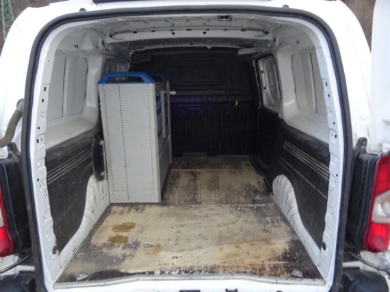 Peugeot Partner Furgon L2 1,5 100k MAN5 (foto 12)