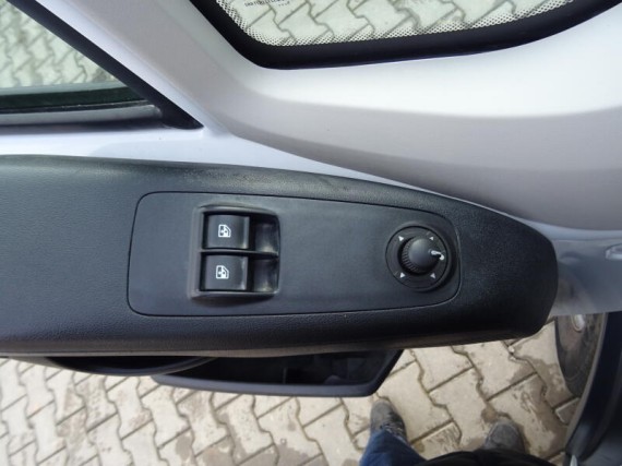 Peugeot Boxer dvoukabina 3s sklápěč 3,0 HDi (foto 10)