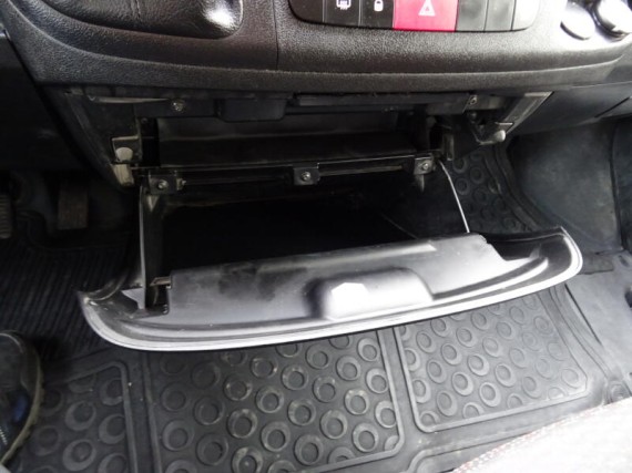 Peugeot Boxer dvoukabina 3s sklápěč 3,0 HDi (foto 15)