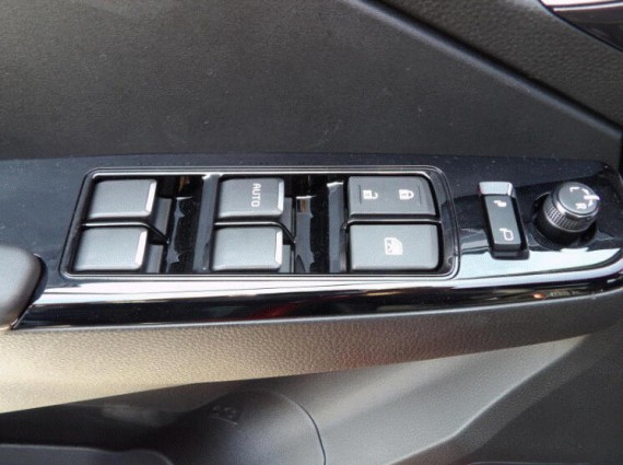 Isuzu D-Max V-Cross Double Cab 4x4 A/T (foto 42)