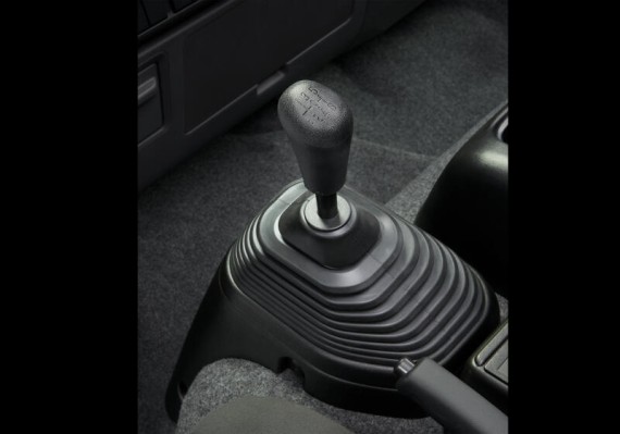 Isuzu F11 5.2L, 240k, MT6, Hákový nosič (foto 1)