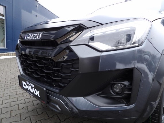 Isuzu D-Max V-Cross Double Cab 4x4 A/T (foto 17)