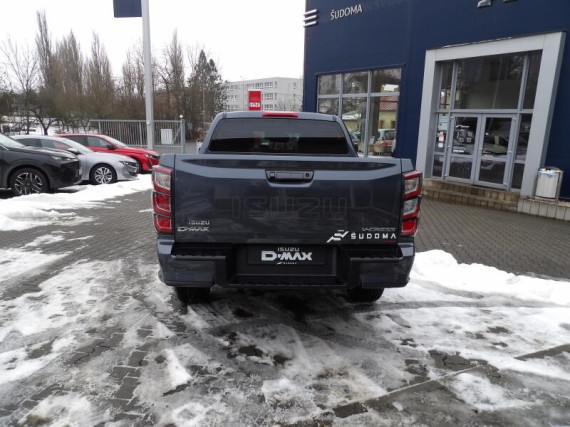 Isuzu D-Max V-Cross Double Cab 4x4 A/T (foto 10)