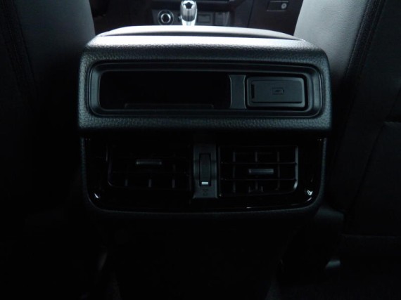 Isuzu D-Max V-Cross Double Cab 4x4 A/T (foto 19)