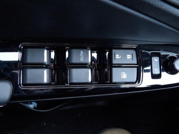 Isuzu D-Max V-Cross Double Cab 4x4 A/T (foto 26)