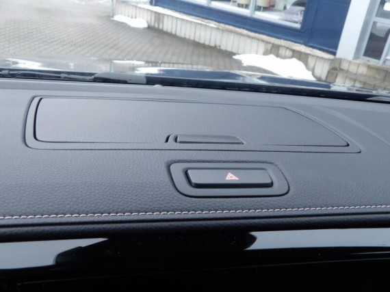 Isuzu D-Max V-Cross Double Cab 4x4 A/T (foto 32)