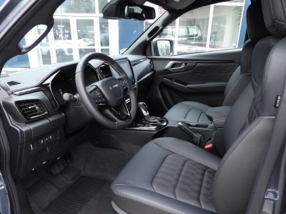 Isuzu D-Max V-Cross Double Cab 4x4 A/T (foto 21)