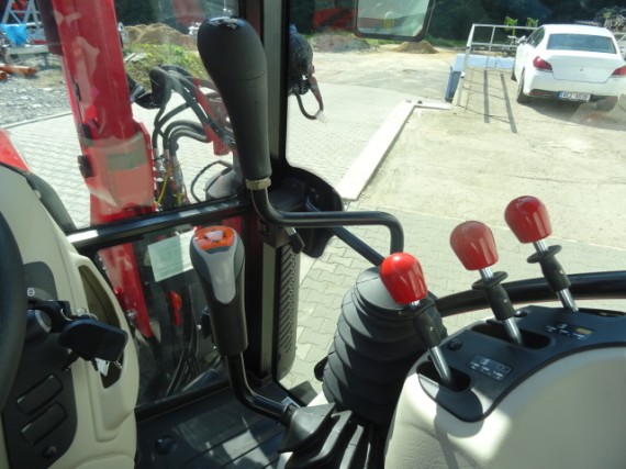 Basak Ostatní 5105 s čelním nakladačem (foto 29)