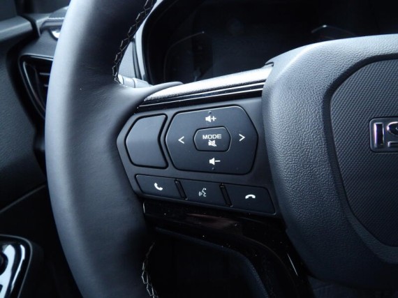 Isuzu D-Max V-Cross Double Cab 4x4 A/T (foto 35)