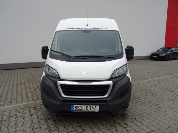 Peugeot Boxer Furgon L2H2 2,0 BlueHDi 160k (foto 1)