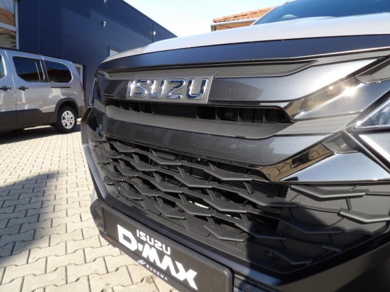 Isuzu D-Max V-Cross Double Cab 4x4 A/T (foto 1)