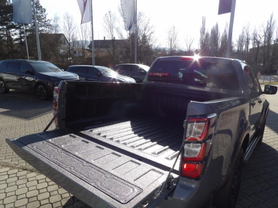 Isuzu D-Max V-Cross Double Cab 4x4 A/T (foto 42)