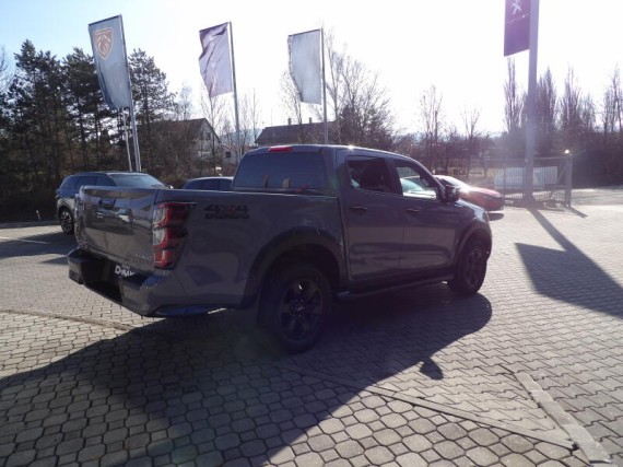 Isuzu D-Max V-Cross Double Cab 4x4 A/T (foto 43)