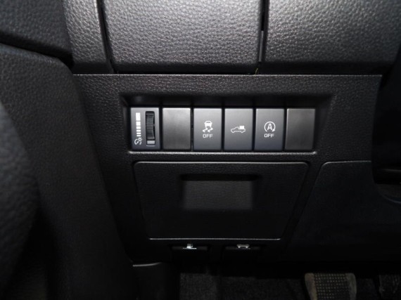 Isuzu D-Max V-Cross Double Cab 4x4 A/T (foto 8)