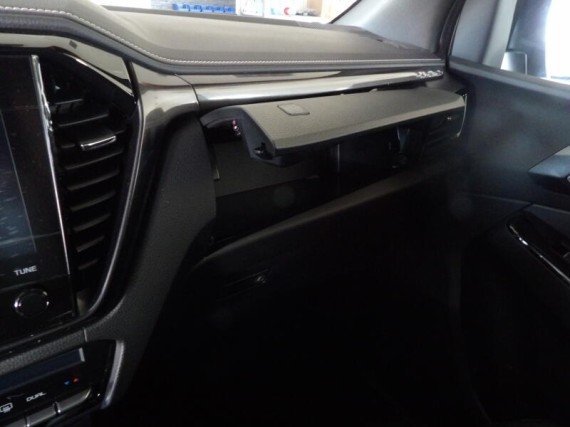 Isuzu D-Max V-Cross Double Cab 4x4 A/T (foto 45)