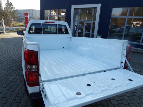 Isuzu D-Max L Single Cab  4x4 A/T (foto 24)