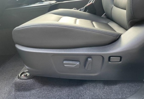 Isuzu D-Max LSE Double Cab 4x4 A/T (foto 7)