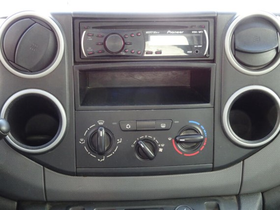 Peugeot Partner Tepee 1,6 HDi 74k MAN6 (foto 23)