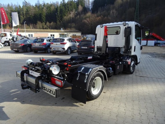 Isuzu M27 3.0L, hákový nosič kontejnerů (foto 12)