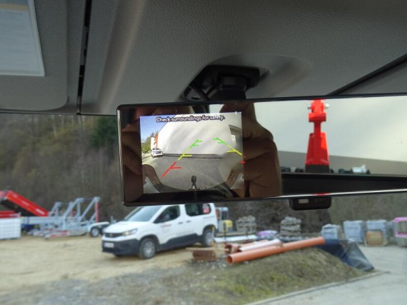 Isuzu M27 3.0L, hákový nosič kontejnerů (foto 33)