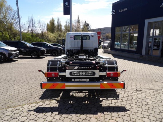 Mitsubishi Canter FUSO 9C18 nosič kontejnerů (foto 5)