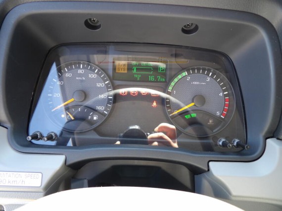 Mitsubishi Canter FUSO 9C18 nosič kontejnerů (foto 13)