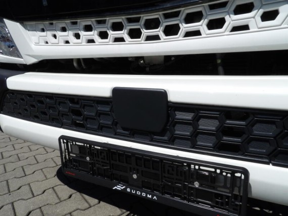 Mitsubishi Canter FUSO 9C18 nosič kontejnerů (foto 29)