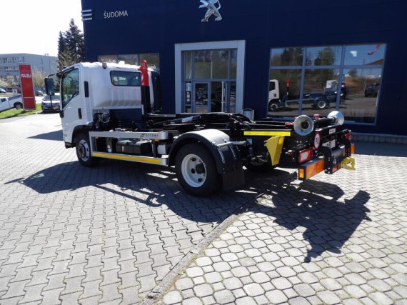 Isuzu M30 7,5t 3,0L 150k A/T hák. nosič (foto 9)