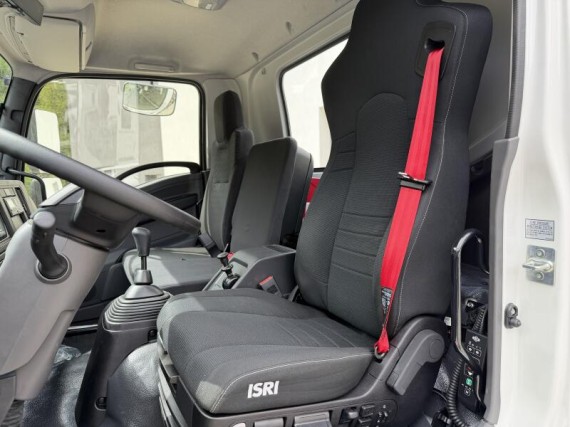 Isuzu F11 5.2L, 240k, MT6, Hákový nosič (foto 16)