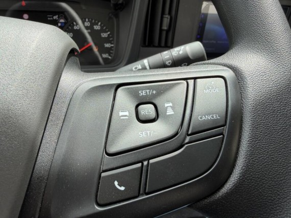 Isuzu F11 5.2L, 240k, MT6, Hákový nosič (foto 22)
