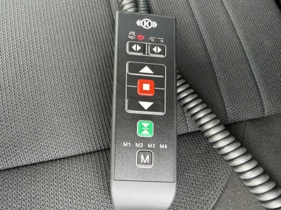 Isuzu F11 5.2L, 240k, MT6, Hákový nosič (foto 33)