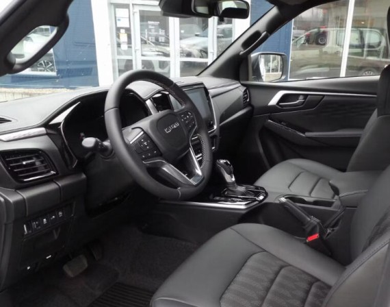 Isuzu D-Max LSE 2.2L 163K 4x4 8st. A/T (foto 4)