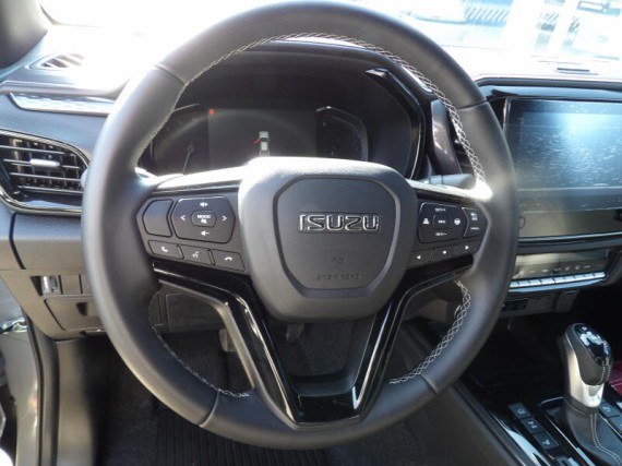Isuzu D-Max V-Cross 2.2L 163K 4x4 8st. A/T (foto 7)